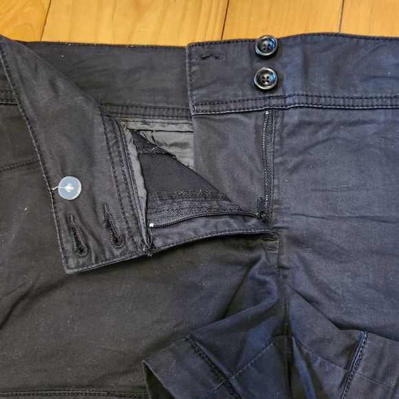 Smart Set • Shorts | 9 - Picture 3 of 11